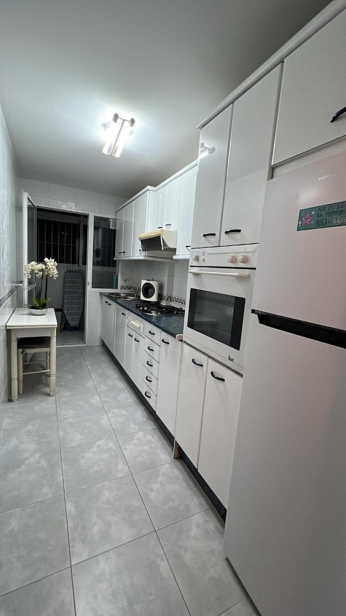 Center * Fuengirola