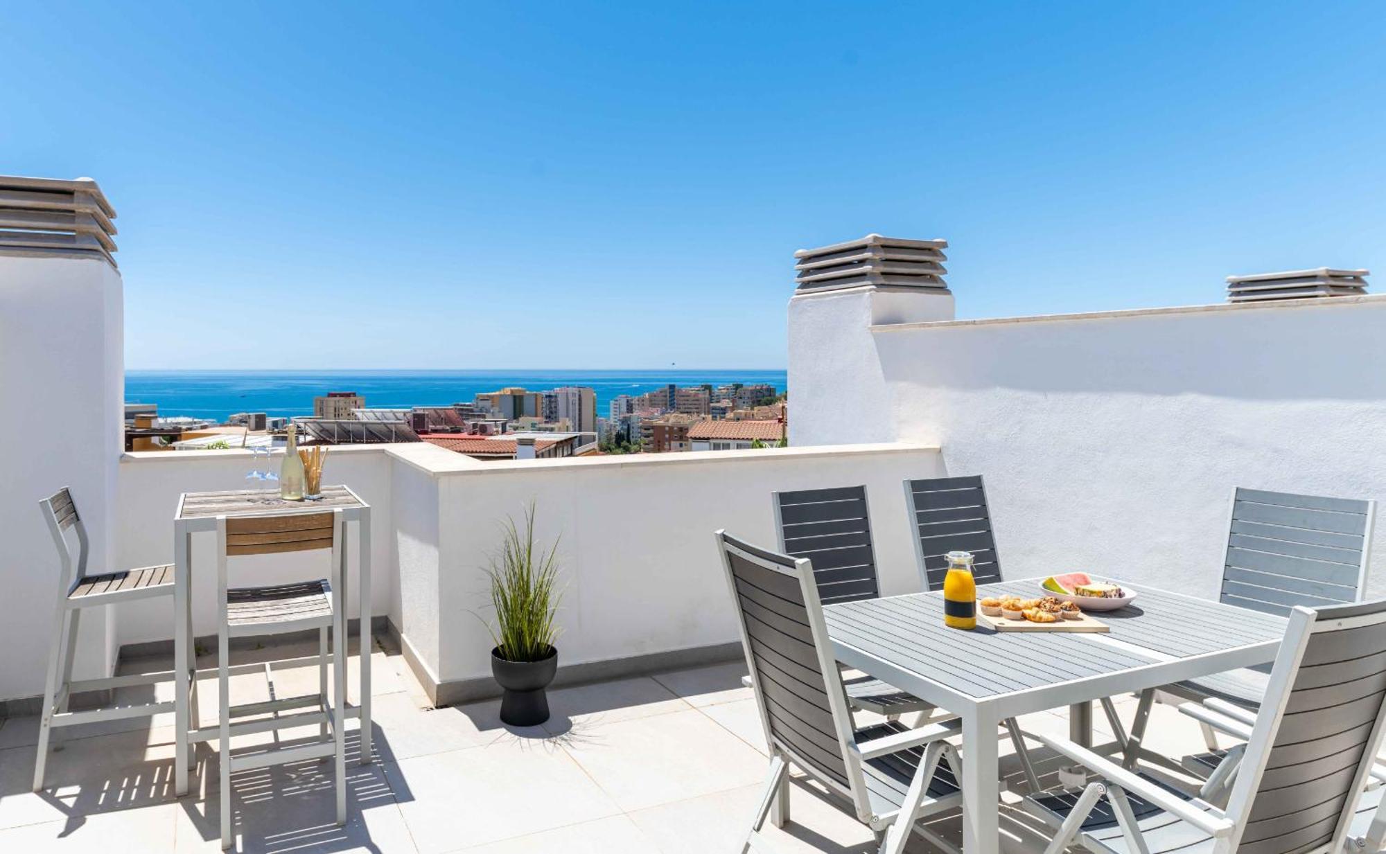 Modern Newbuild Townhouse With Quality Furniture Fuengirola