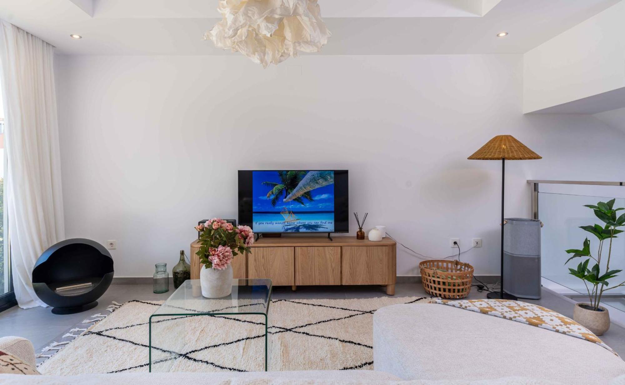 Modern Newbuild Townhouse With Quality Furniture Fuengirola