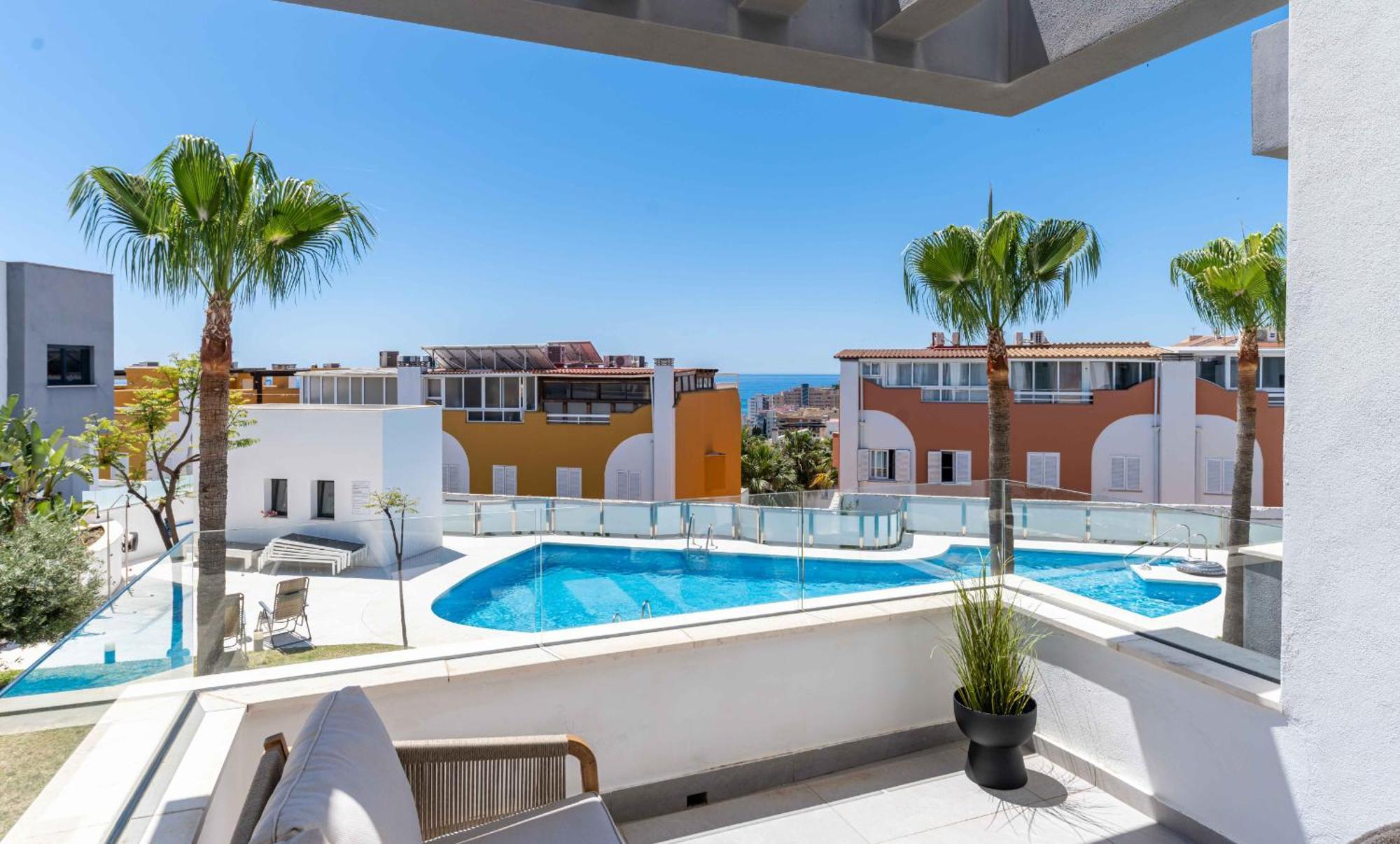 Сasa de vacaciones Modern Newbuild Townhouse With Quality Furniture *
