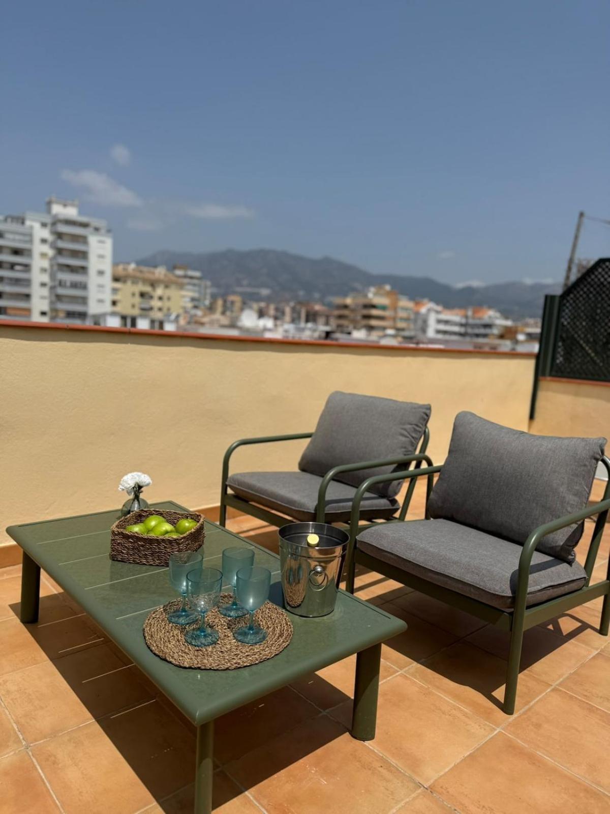 Sunny & Cosy Penthouse