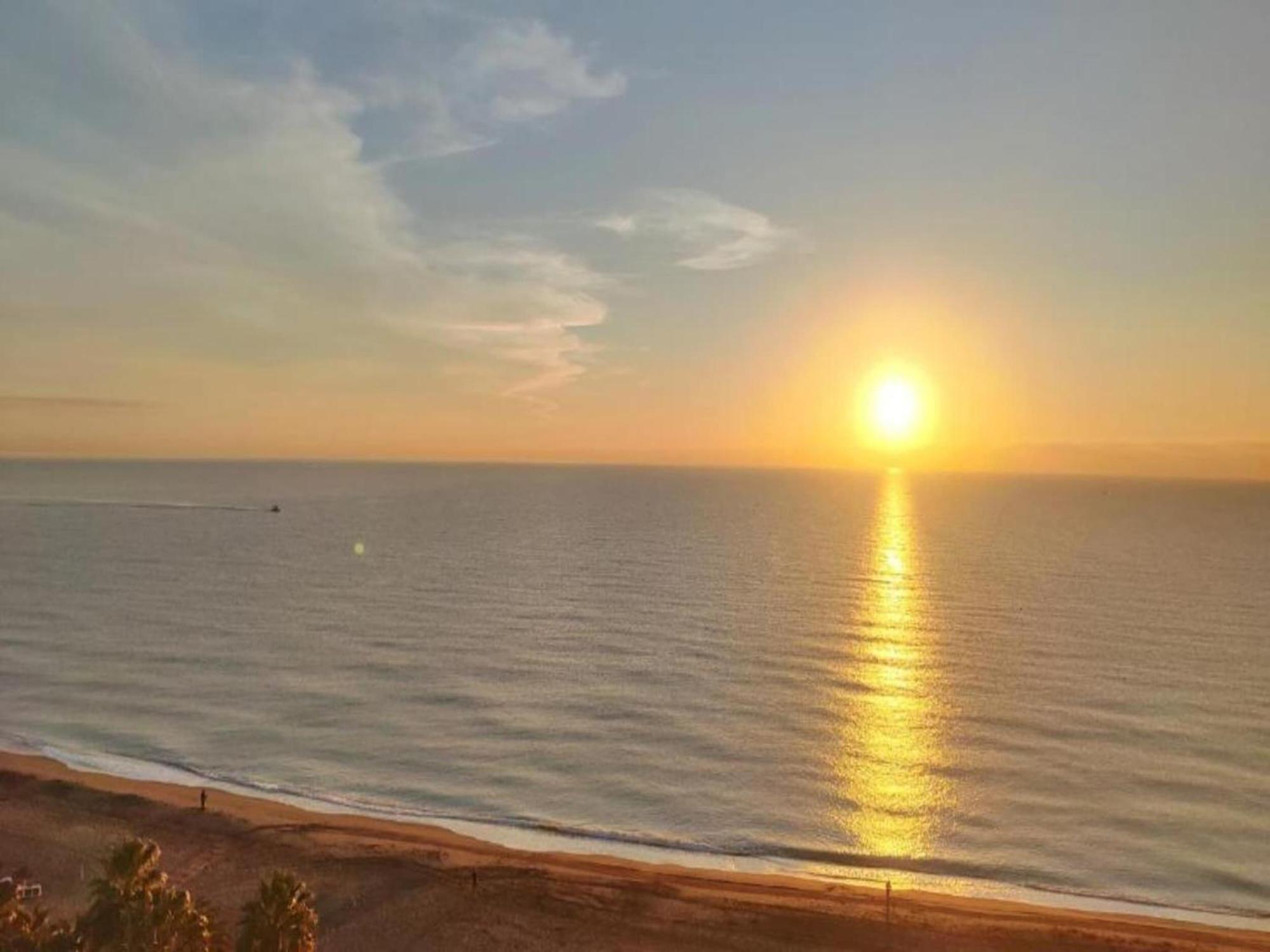 Inviting In With Shared Pool Apartment Fuengirola
