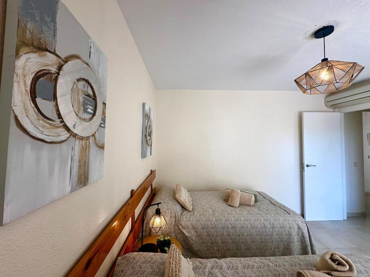 Gem - Sea Views - Walk To Everything Fuengirola