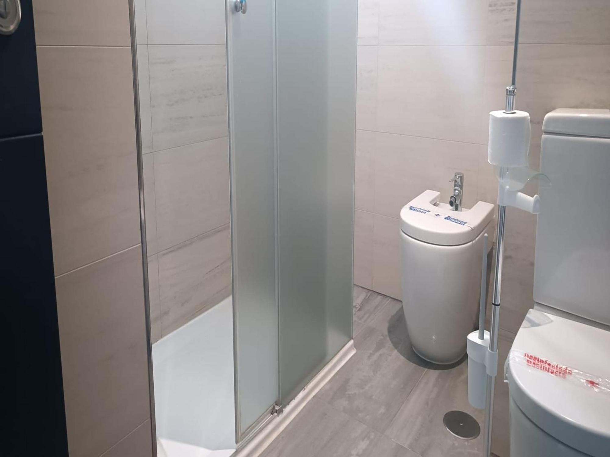 Apartment Inviting In With Shared Pool