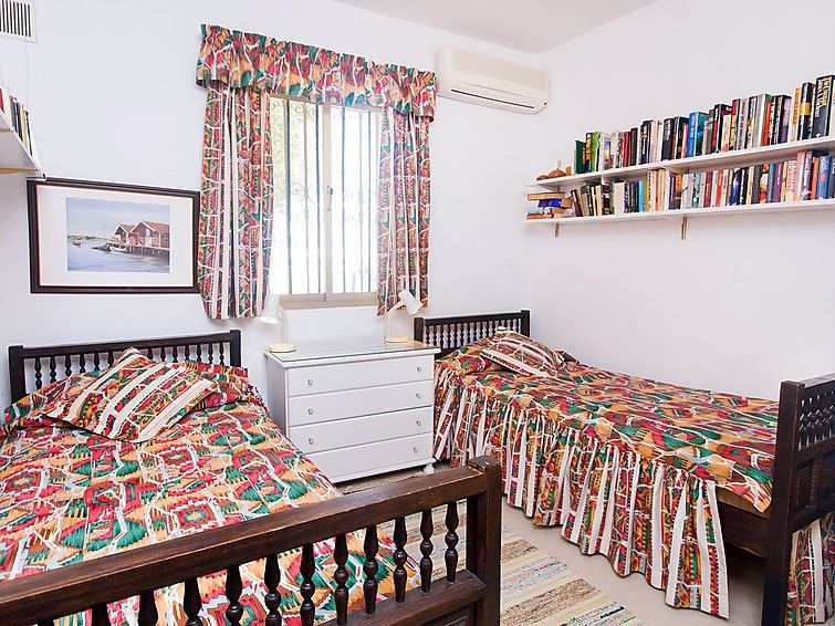 104205) Casa En Con Aire Acondicionado, Aparcamiento, Terraza, Jardin Hotel Fuengirola