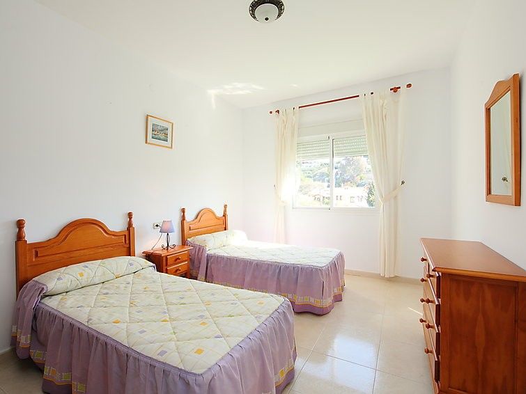 104205) Casa En Con Aire Acondicionado, Aparcamiento, Terraza, Jardin Hotel