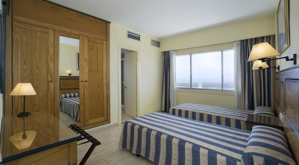 Aparthotel Pyr
