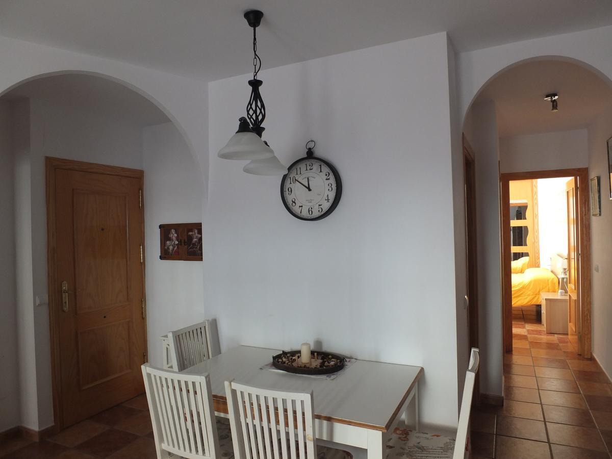 Piso Rio Campanilla Apartment *
