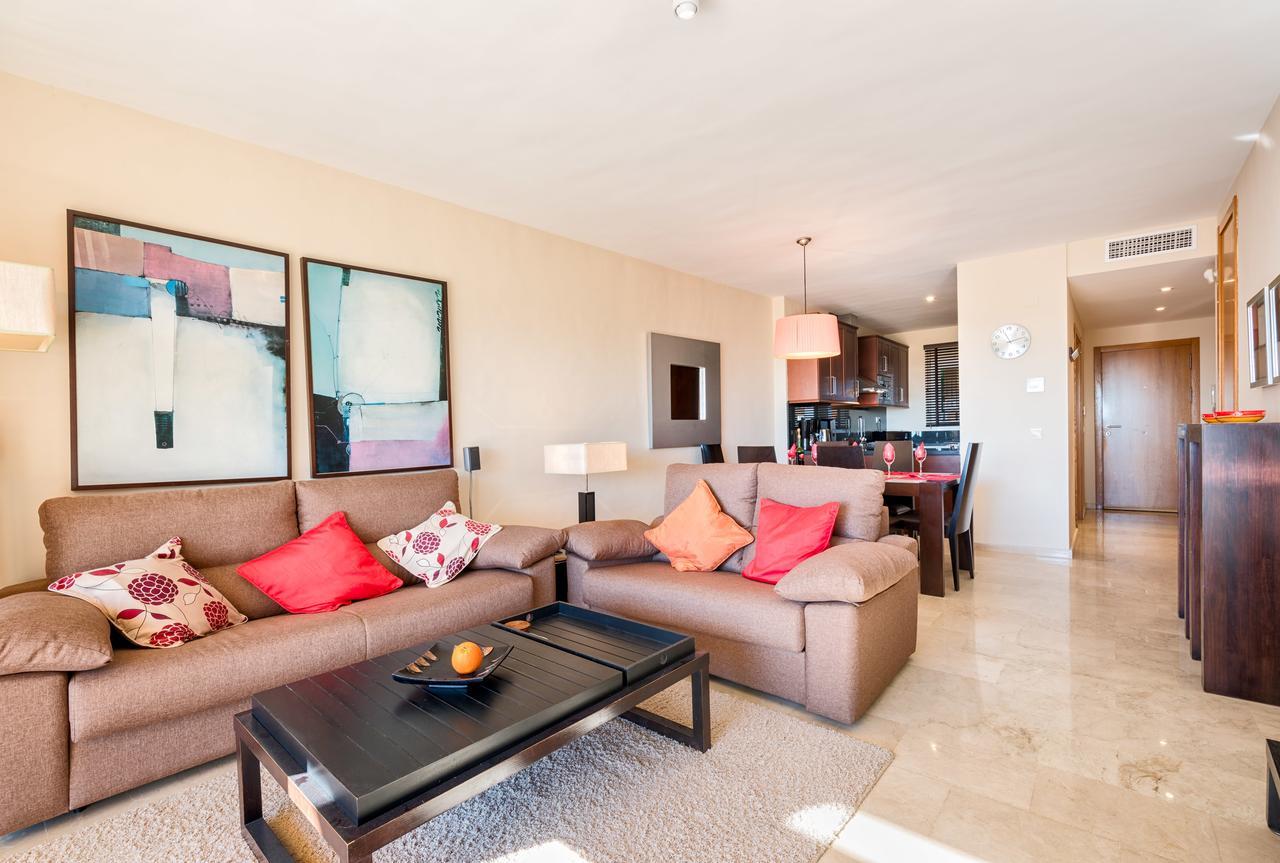 Apartment Malibu Mansions B12 By Rafleys