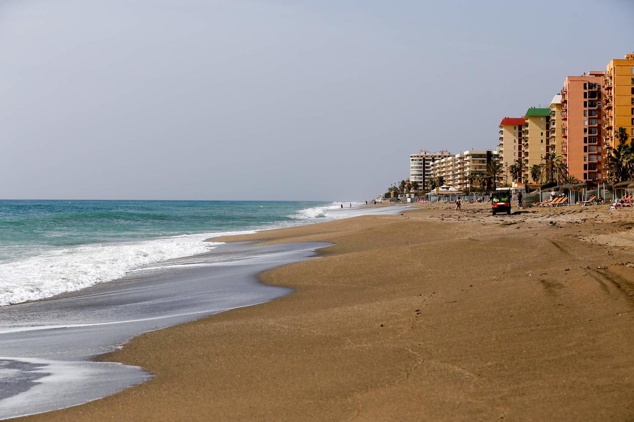 Suitur Frente A La Playa Apartment *