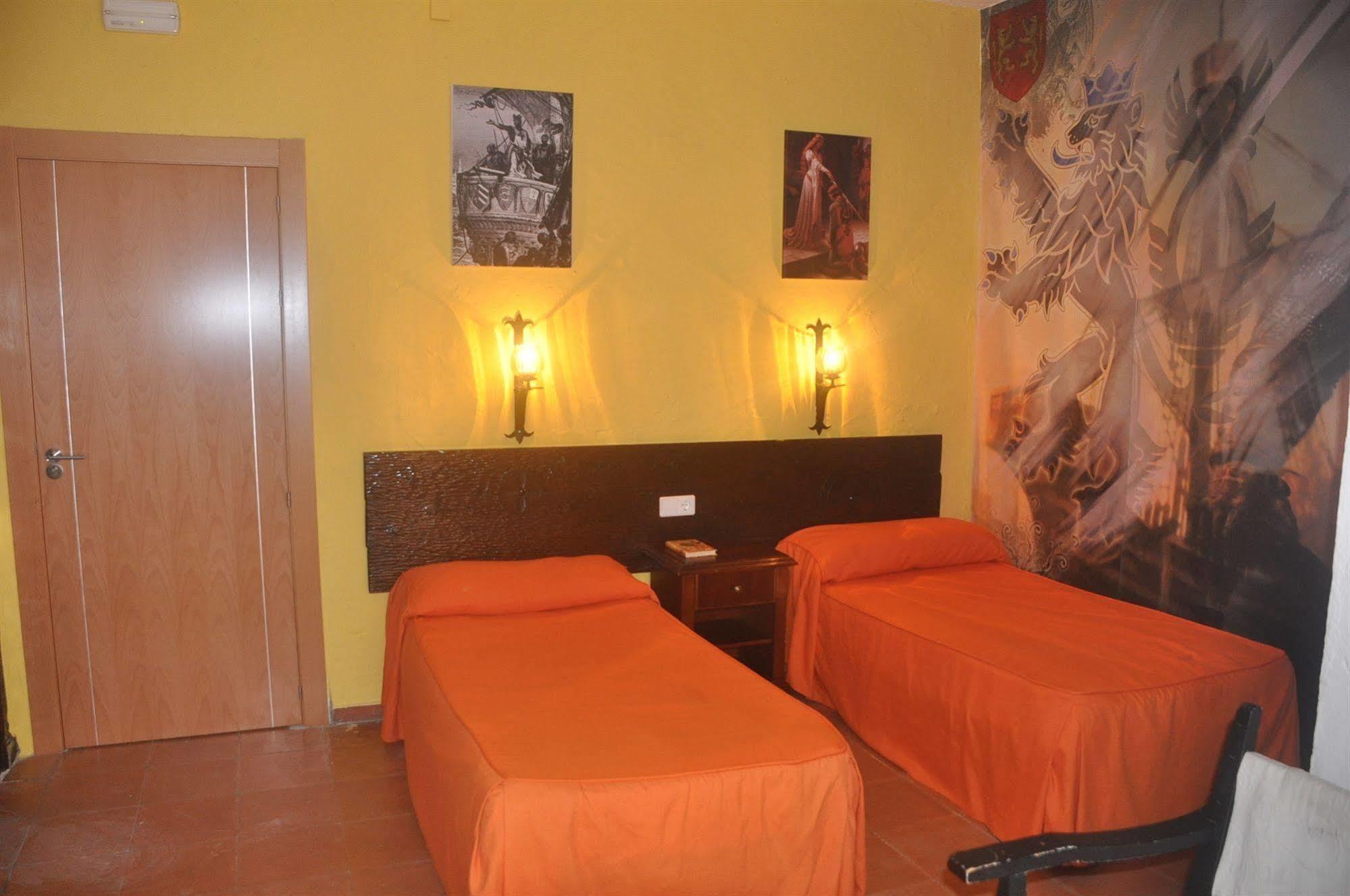 Guest house Tematico El Cid Fuengirola