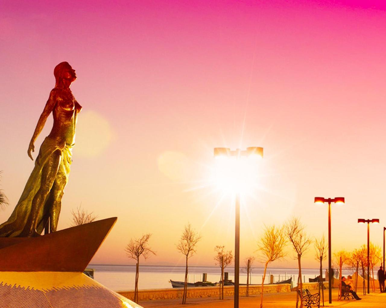 El Faro Vacation 600m To Beach Big Terrace By Solrentspain *