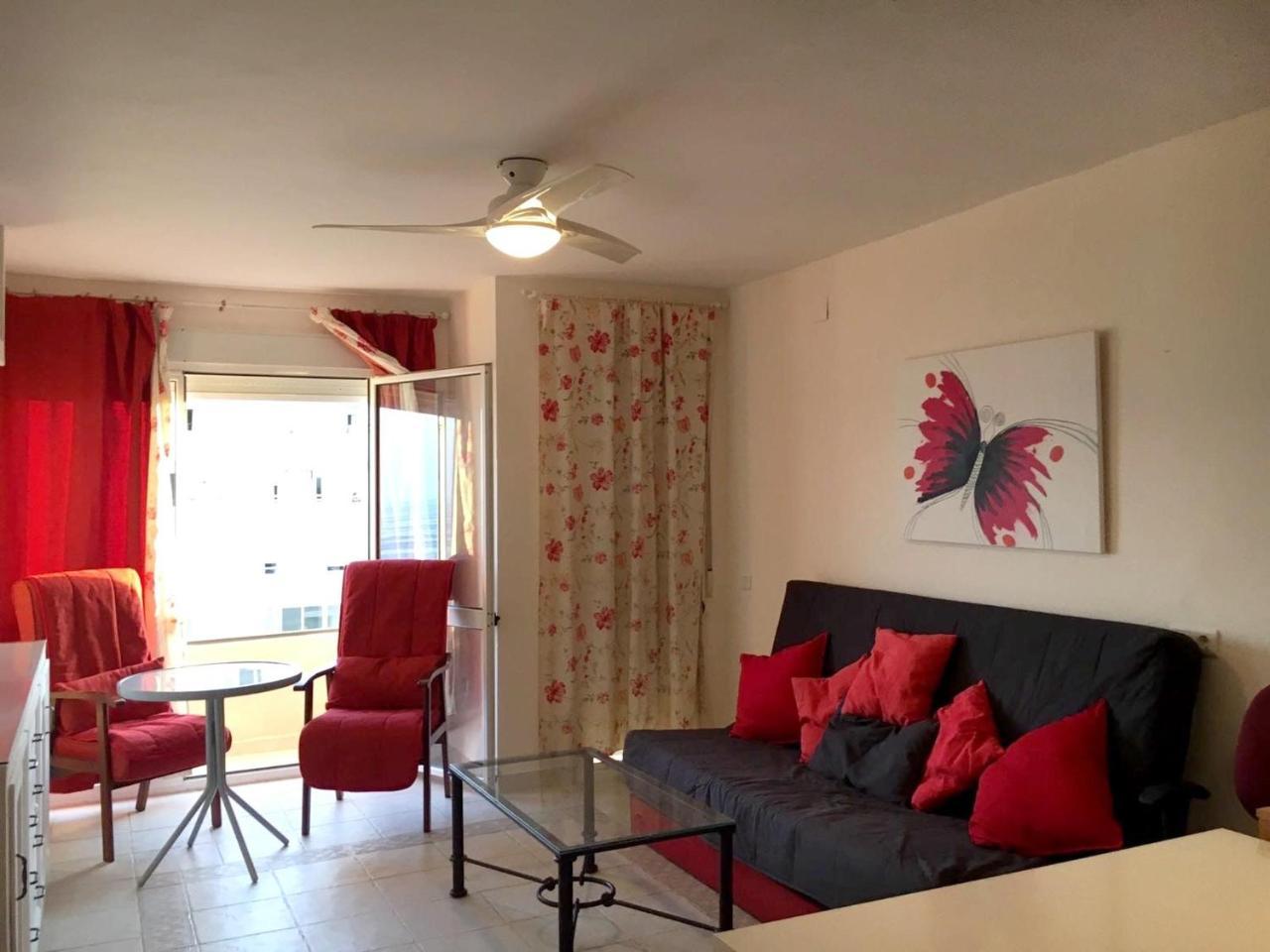 With One Bedroom In Fuengirola, With Wonderful Sea View, Pool Acces... Appartement Fuengirola