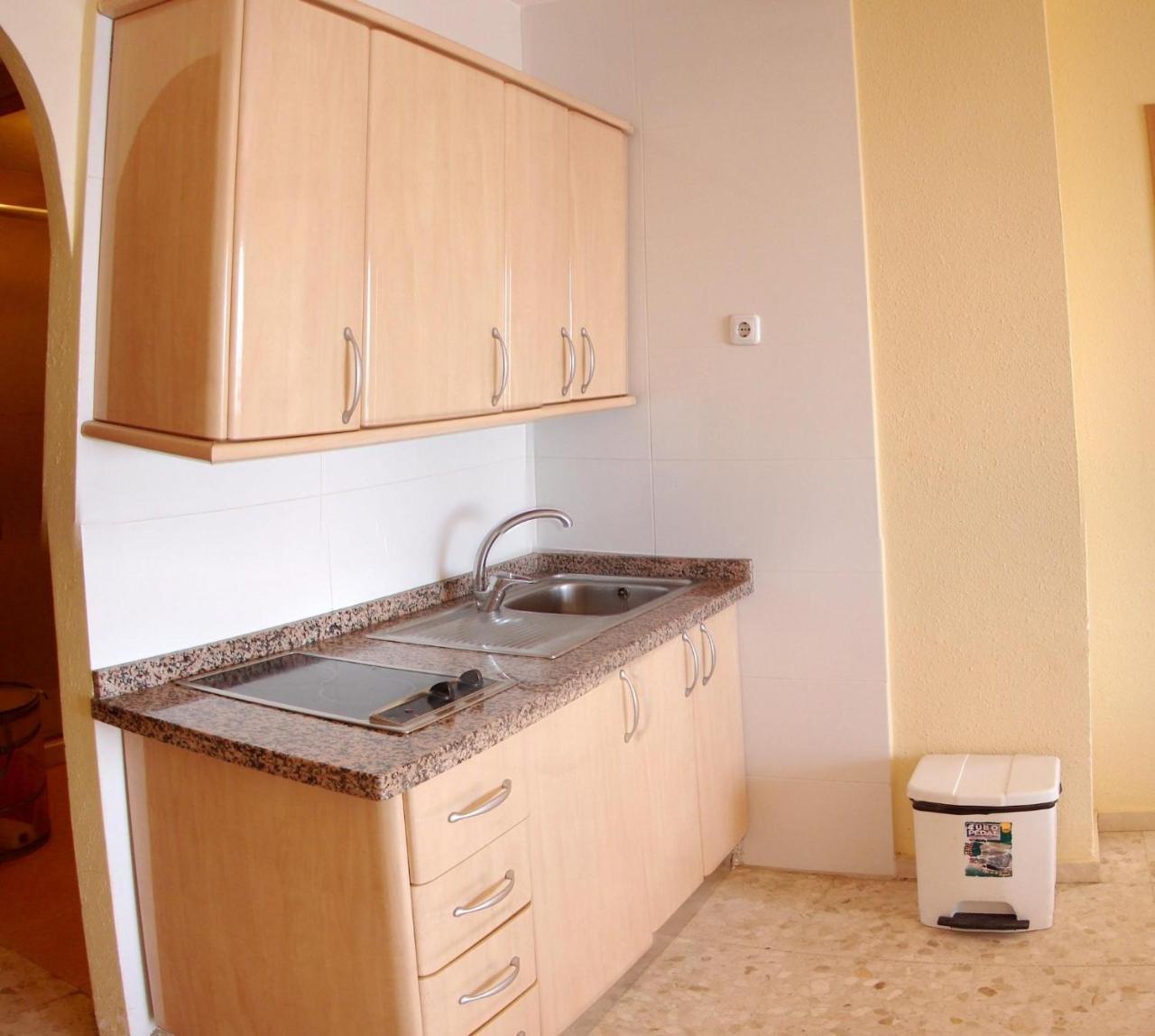 Apartamento With One Bedroom In Fuengirola, With Wonderful Sea View, Pool Acces... Fuengirola