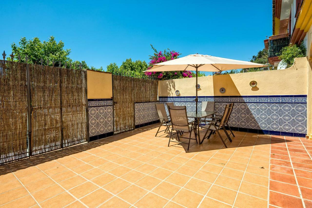 Beachfront Townhouse Beatriz By Rafleys