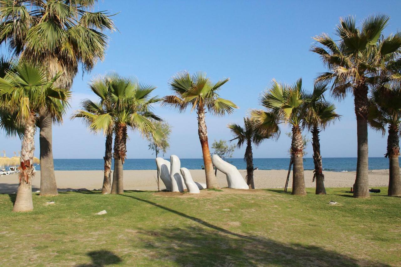 Vistas Al Mar Y Piscina Appartement
