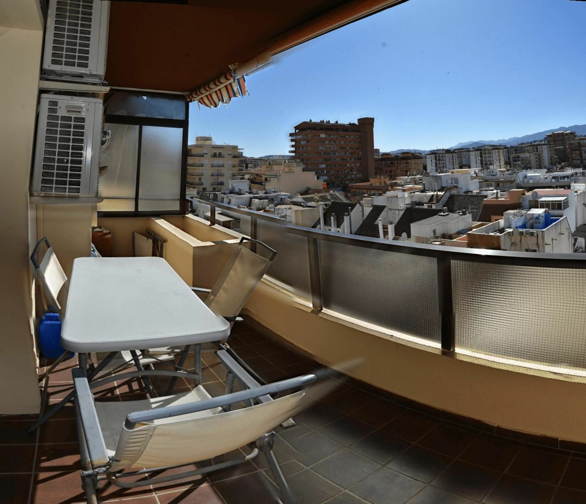 With 2 Bedrooms In Fuengirola, With Wonderful View And Apartment Fuengirola