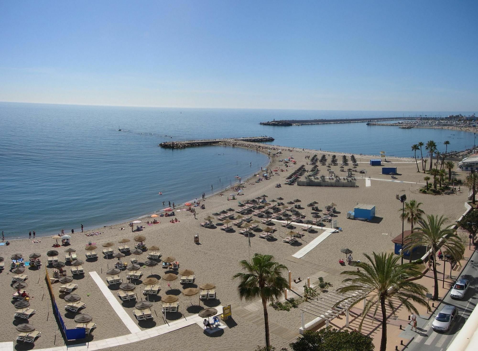 Apartamento With One Bedroom In Fuengirola, With Wonderful Sea View, Pool Acces...