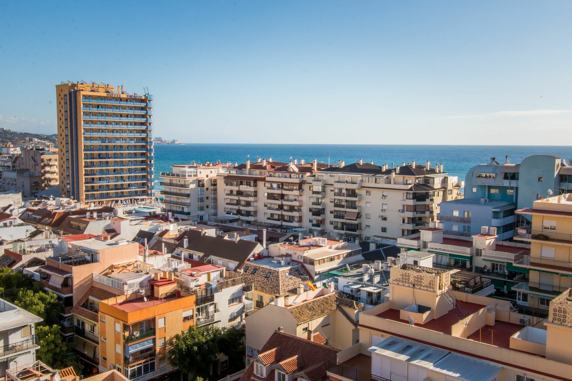 Holidays2fuengirola Boliches Apartment *