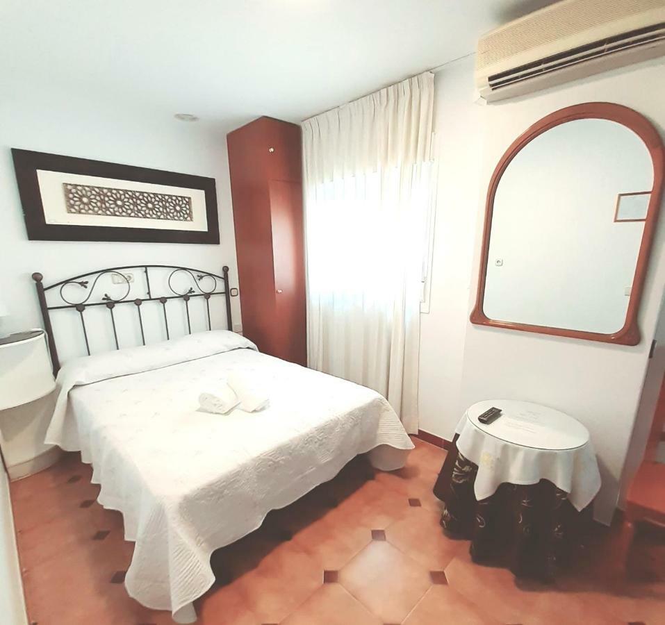 Guest house Hostal Kokkola Fuengirola