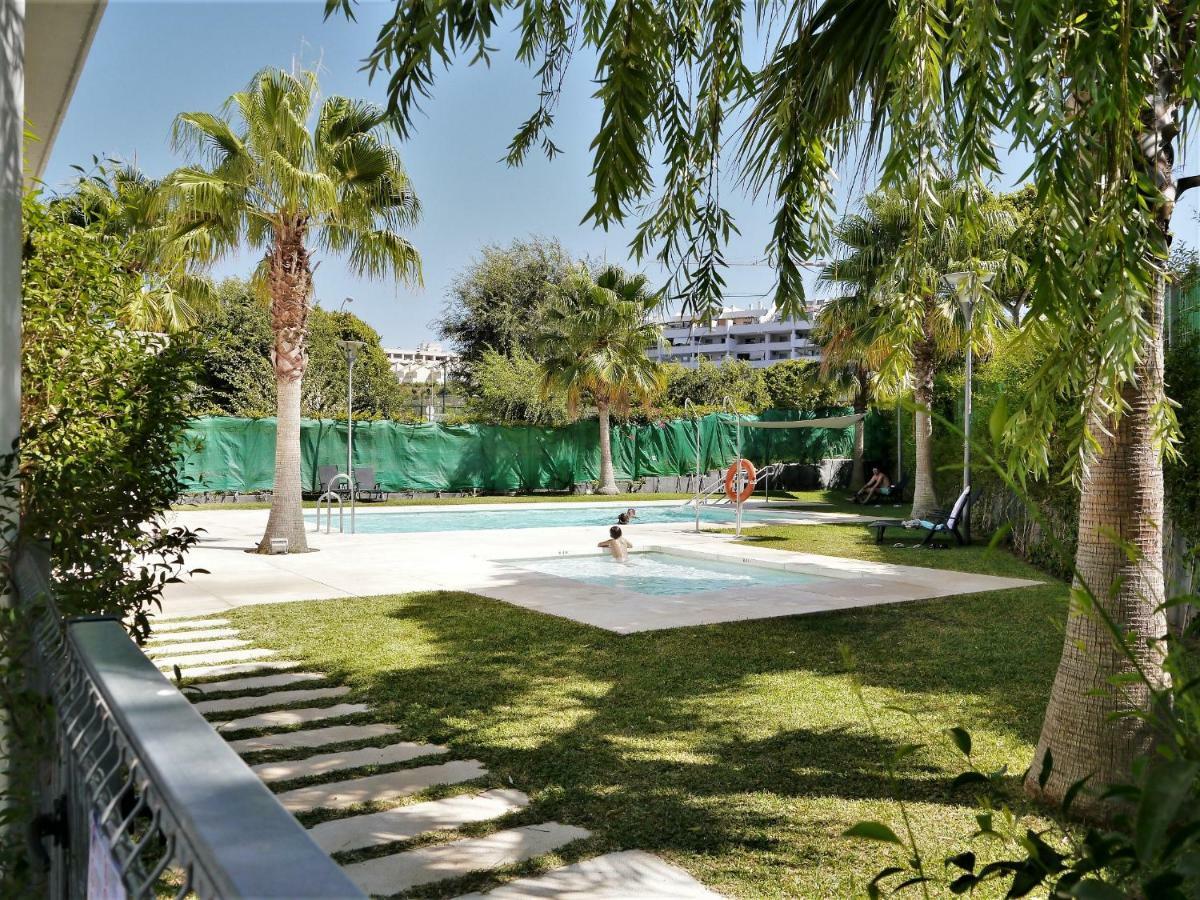 Modern 2br New & Fully Equipped - Myramar Sauce I *