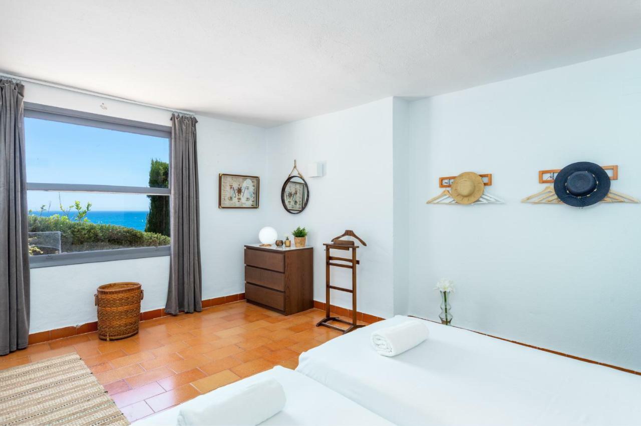 Villa Stunning Beachclose By Costarentals - Ref 03 *