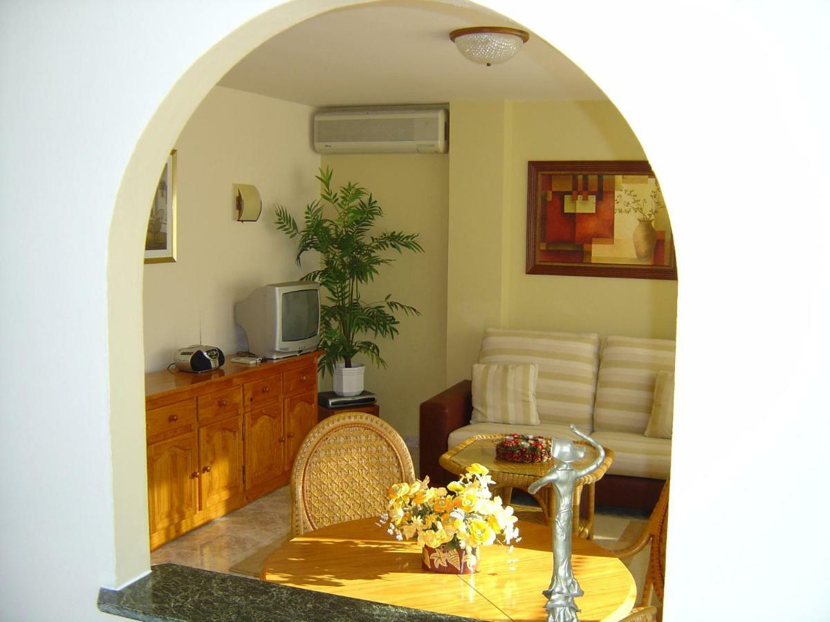 El Palomar Apartment *