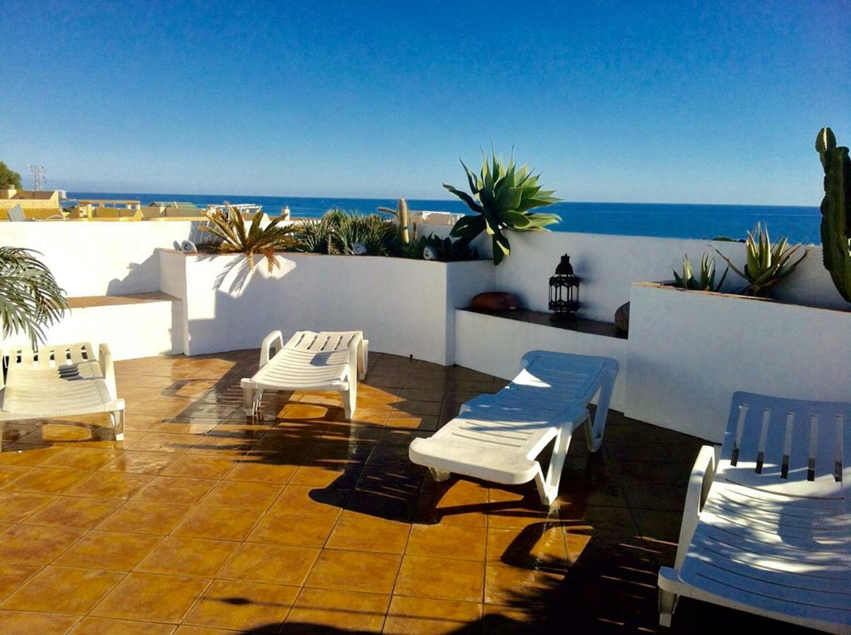 Penthouse With Private Roof Terrace And Jacuzzi Huoneisto