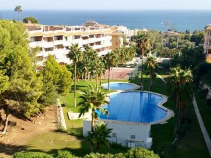 Penthouse With Private Roof Terrace And Jacuzzi * Fuengirola