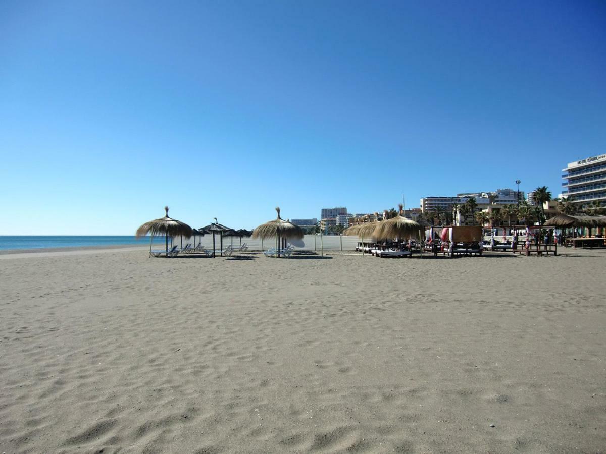 Con Piscina A 150 Metros Playa Netflix P Video Aire Acondicionado Calefaccion Toallas Y Sillas Playa Sombrilla 2 Terrazas Sobre Piscina Centro Ciudad 1 Smart Tv Por Apartamento