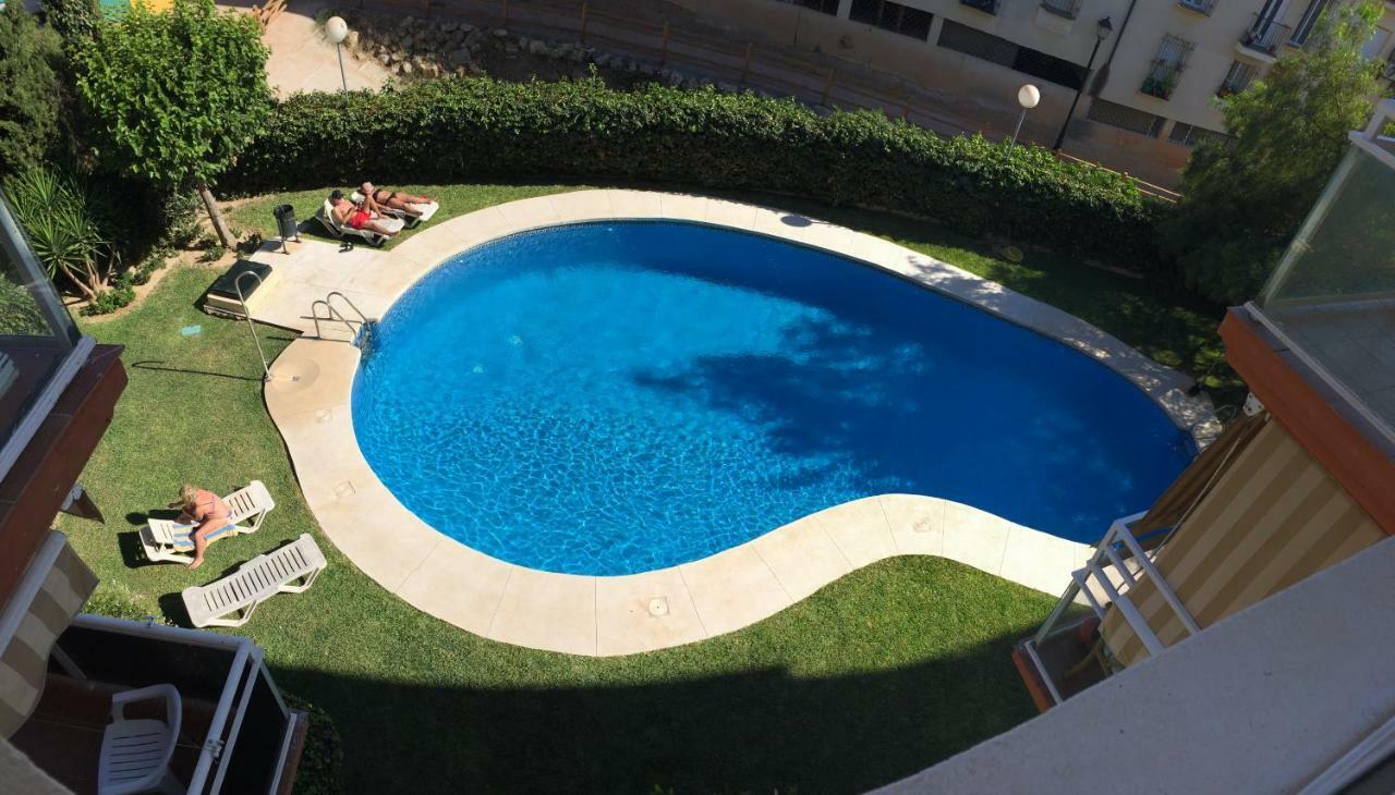 Pacos Holidays Apartment *