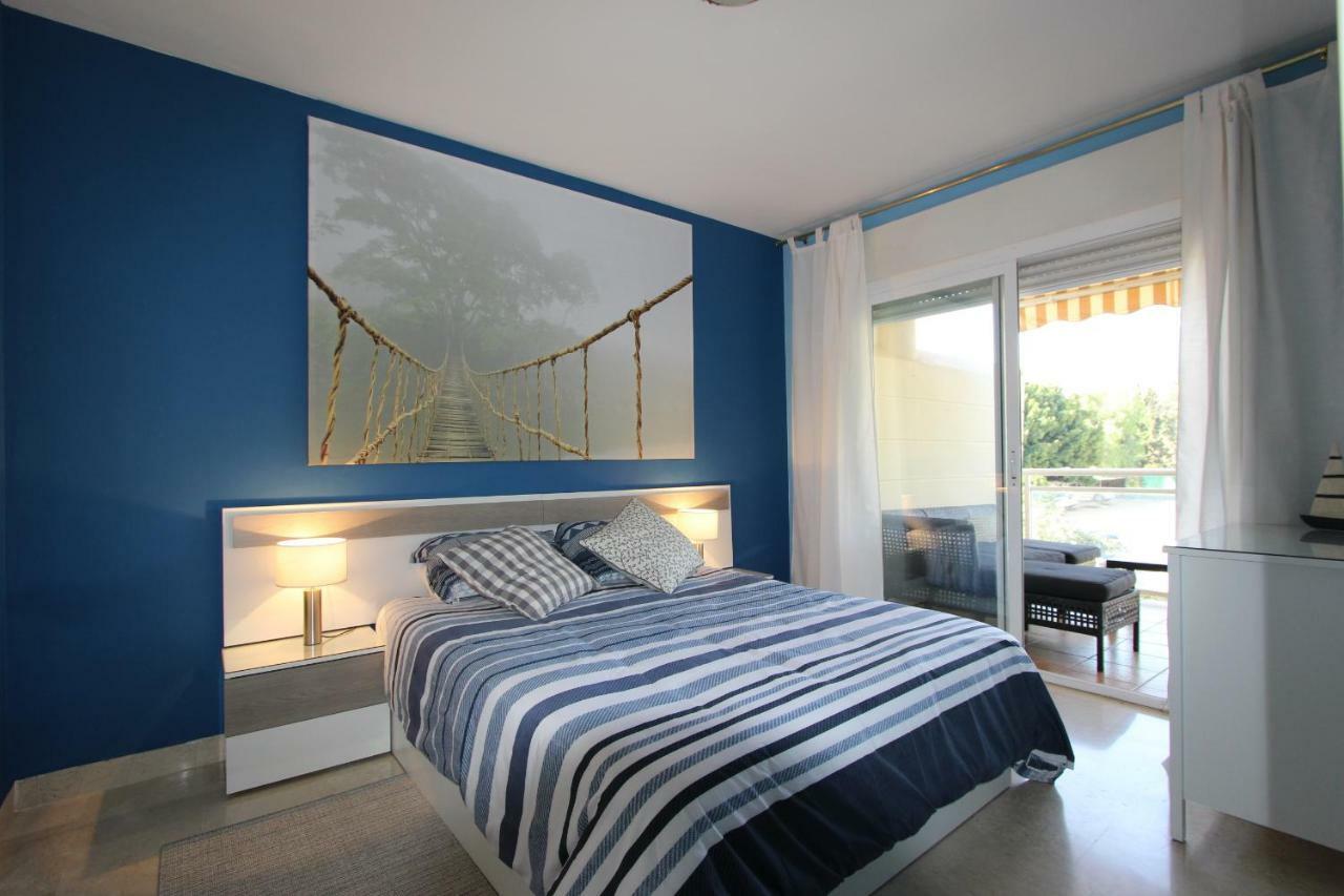 Pacos Holidays Apartment *