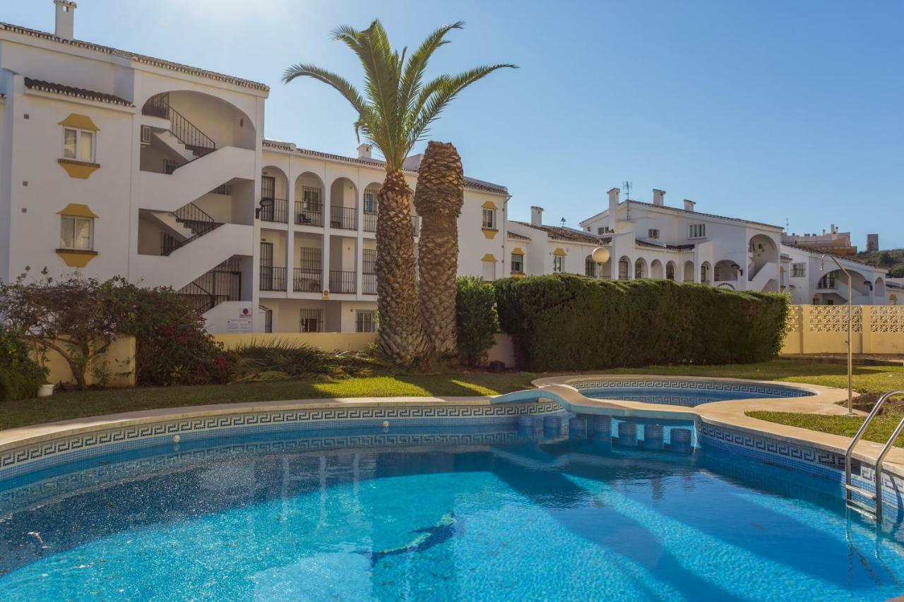 2br Urban Getaway - Good Wifi, Swimming Pool Apartment Fuengirola