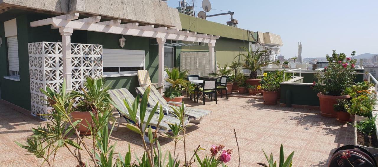 Atico Con Gran Terraza Appartement