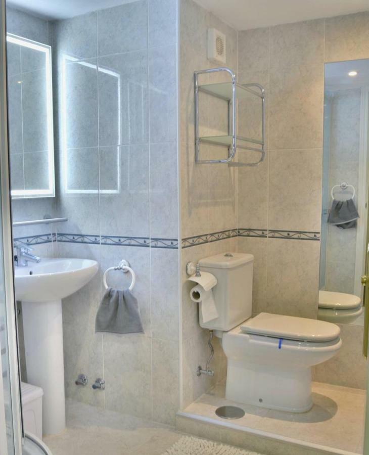 Apartment Seafront Luxury In Palmeras