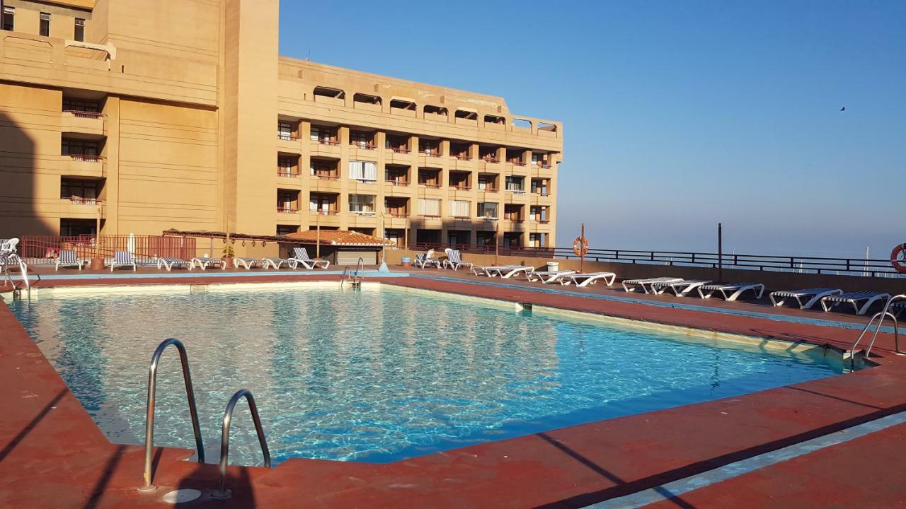 Seafront Luxury In Palmeras Apartamento