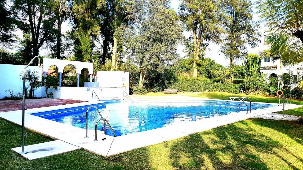 Apartamento Con Vistas Al Campo De Golf Y Piscina Apartment Fuengirola