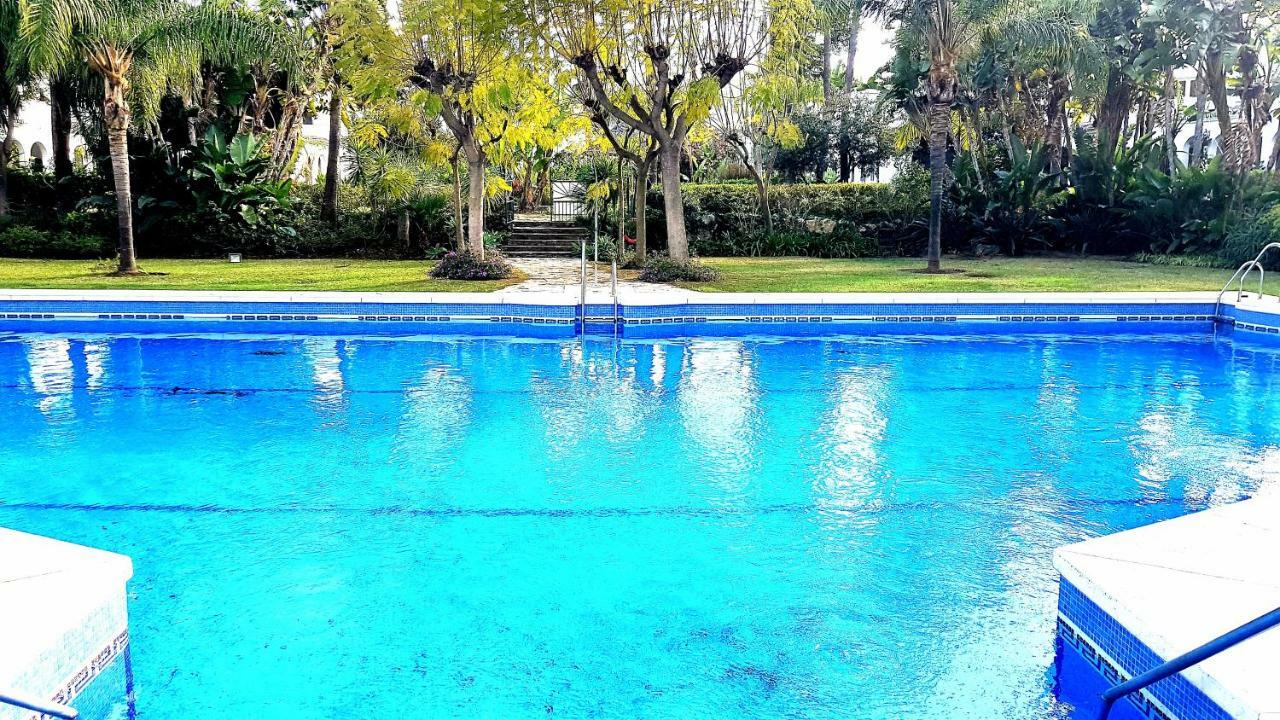 Apartamento Con Vistas Al Campo De Golf Y Piscina Apartment