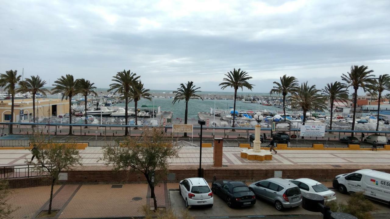 First Line Costa Del Sol Beach Suites * Fuengirola