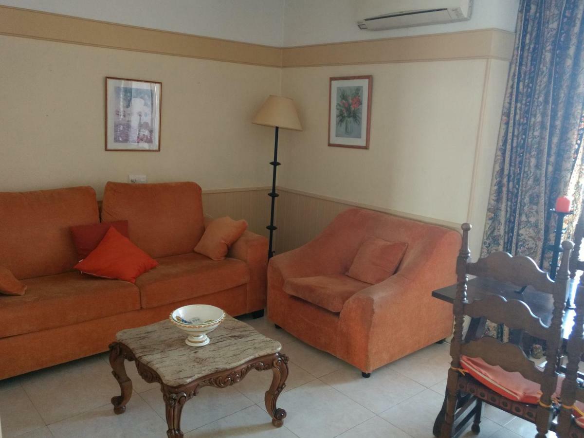 First Line Costa Del Sol Beach Suites