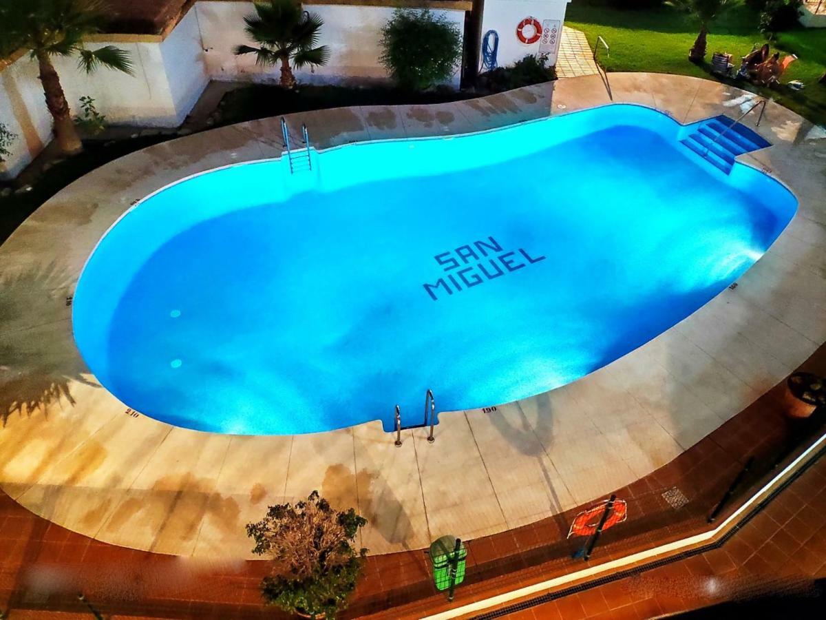 Con Piscina A 150 Metros Playa Netflix P Video Aire Acondicionado Calefaccion Toallas Y Sillas Playa Sombrilla 2 Terrazas Sobre Piscina Centro Ciudad 1 Smart Tv Por Apartamento *