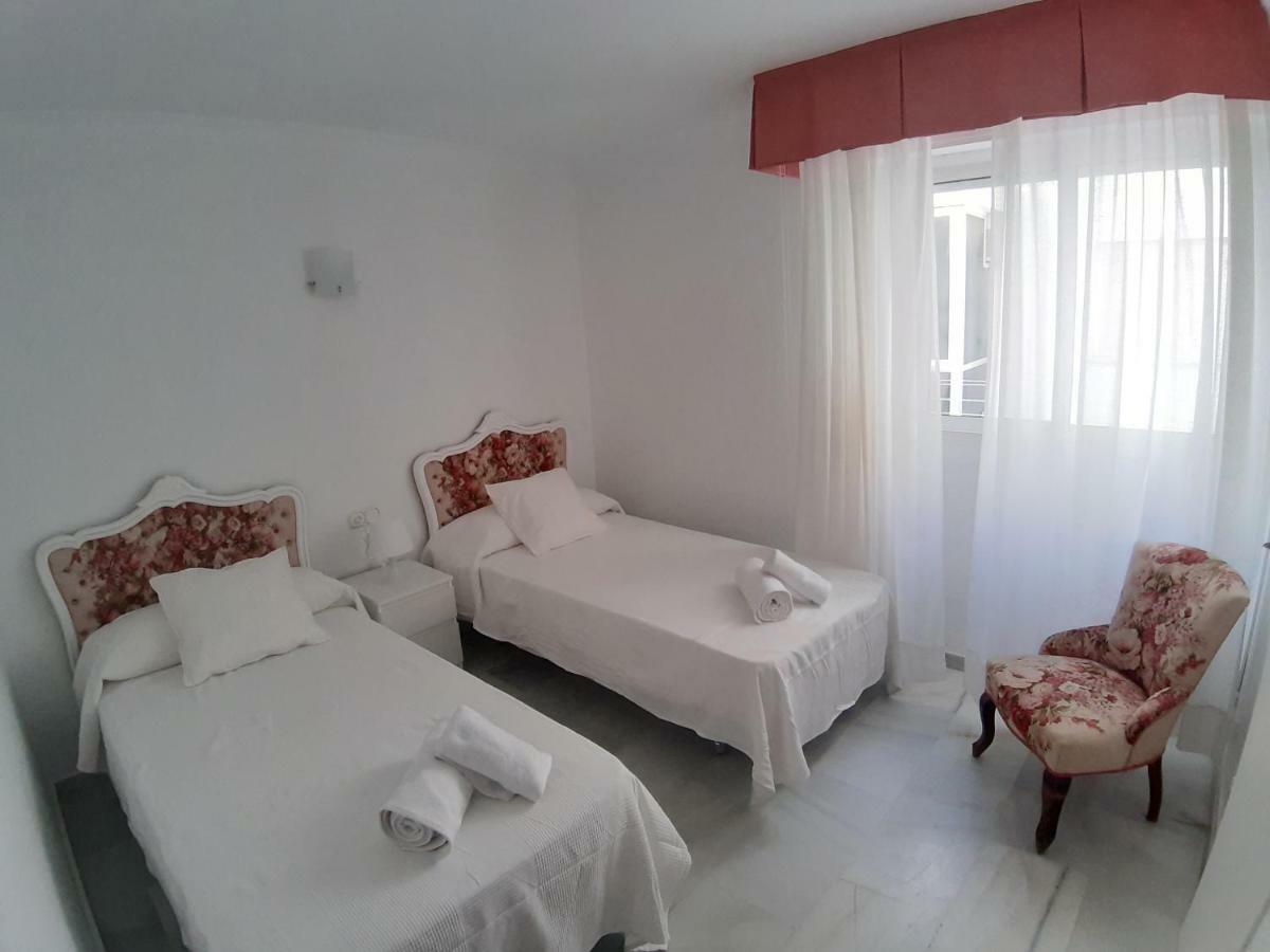 Spacious Flat In - Boliches Apartment Fuengirola