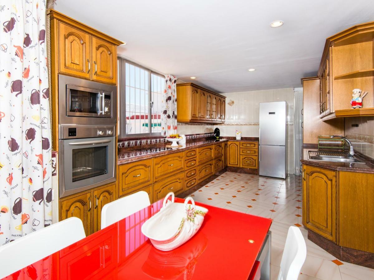 Rentandhomes Boliches Penthouse Apartment Fuengirola