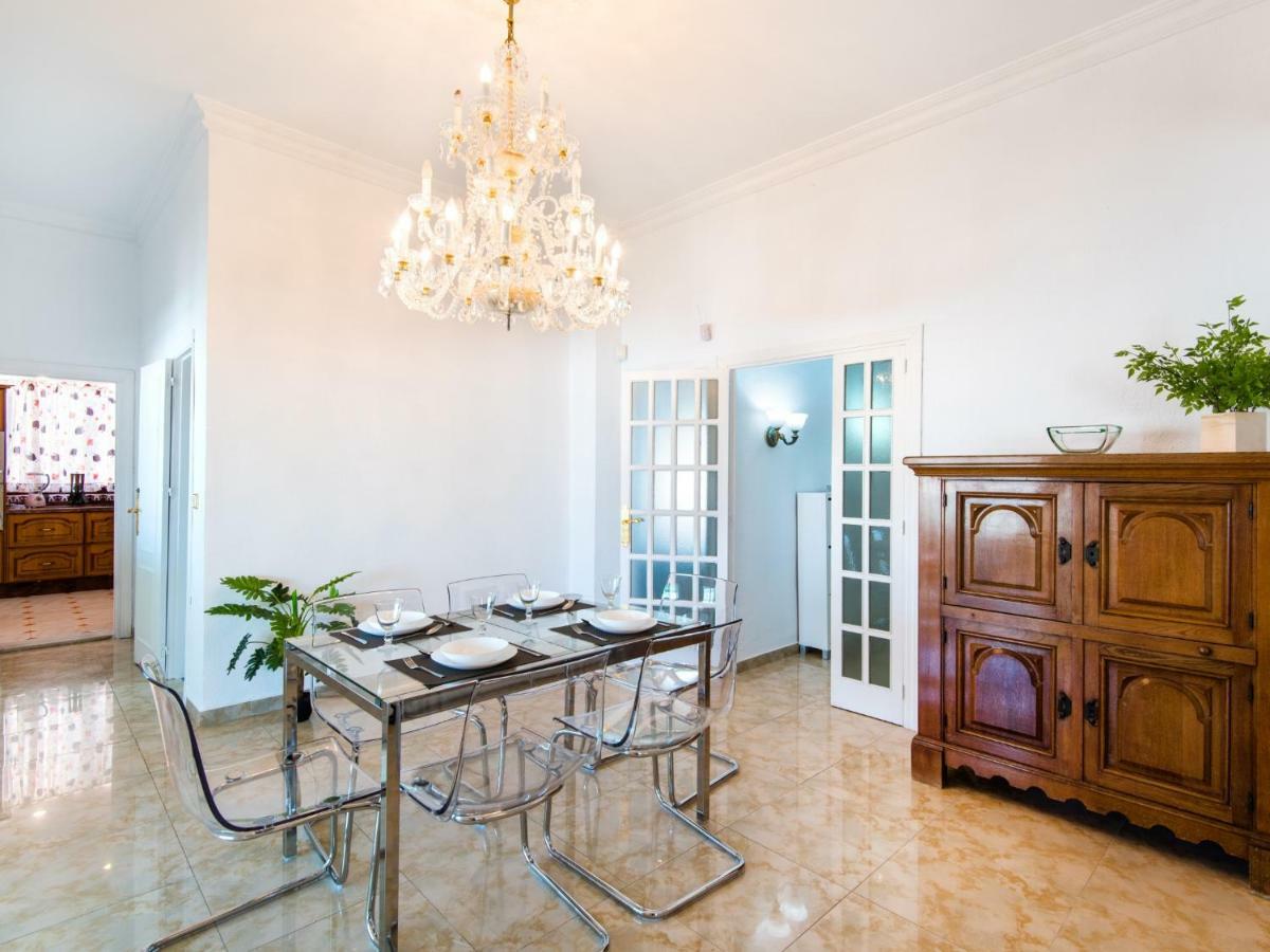Rentandhomes Boliches Penthouse Apartment *