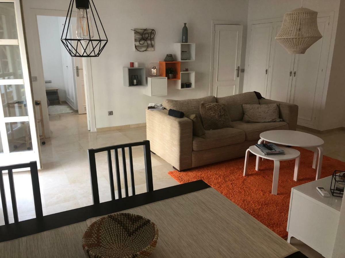 Tres Coronas Apartment *