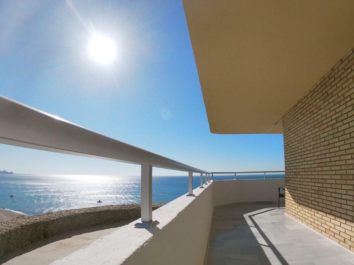 Front Penthouse - * Fuengirola