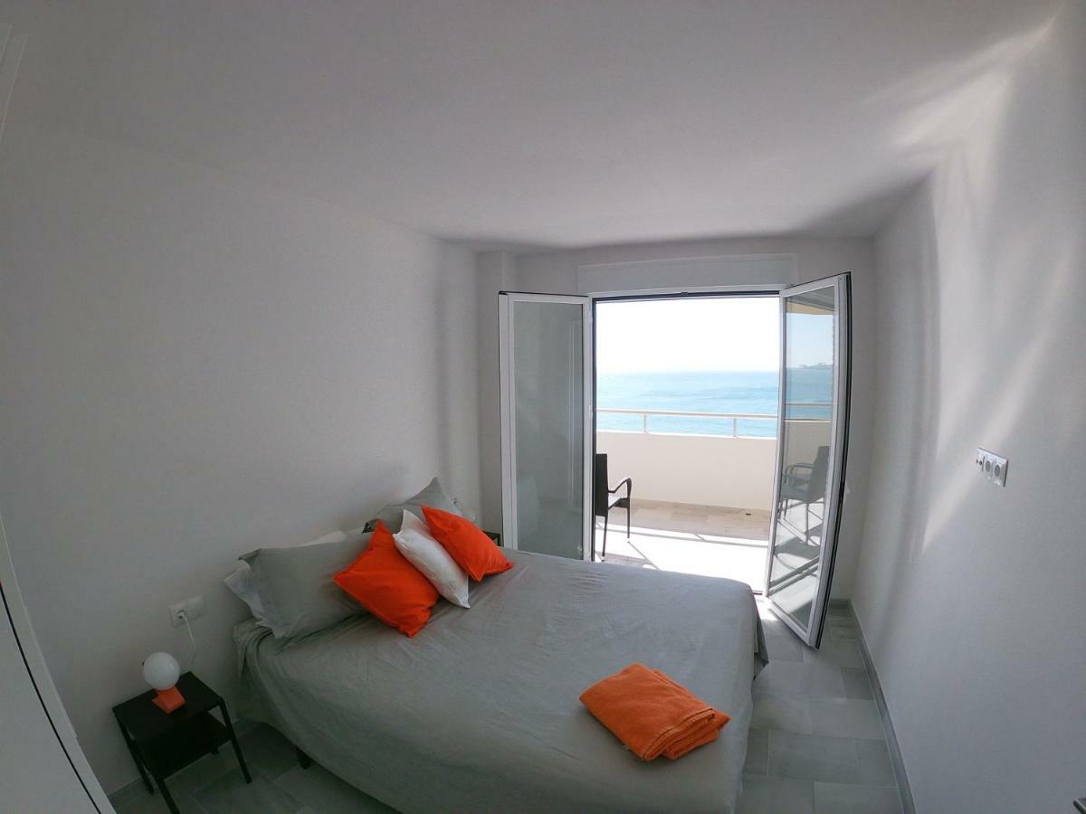 Front Penthouse - * Fuengirola