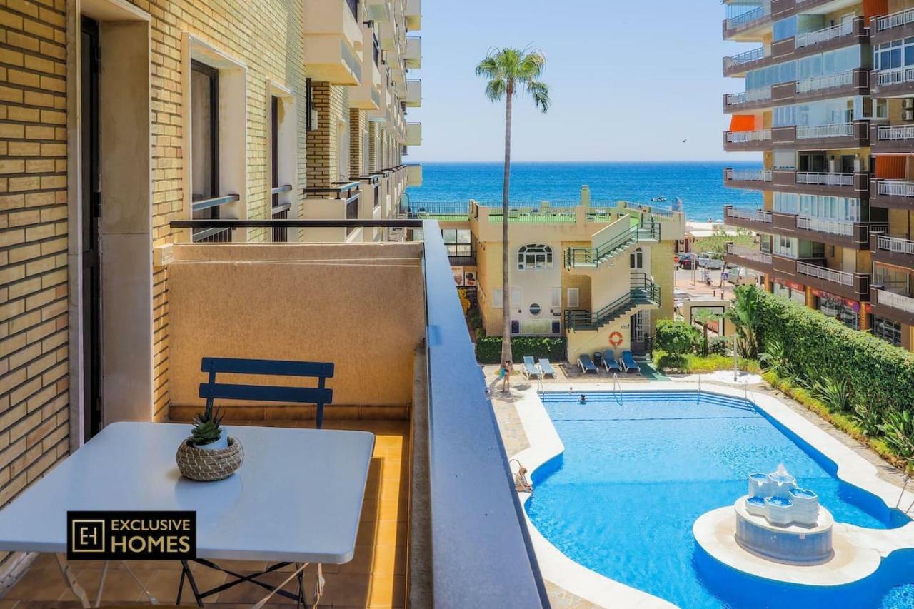 Huoneisto Estupendo Piso En Primera Linea De Playa; Ronda Iv
