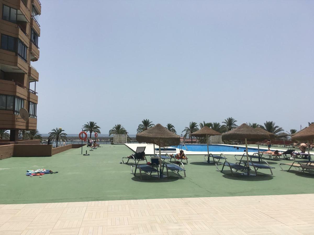 Torre Ii Palmeras Mit Seitlichem Meerblick Und Pool In
