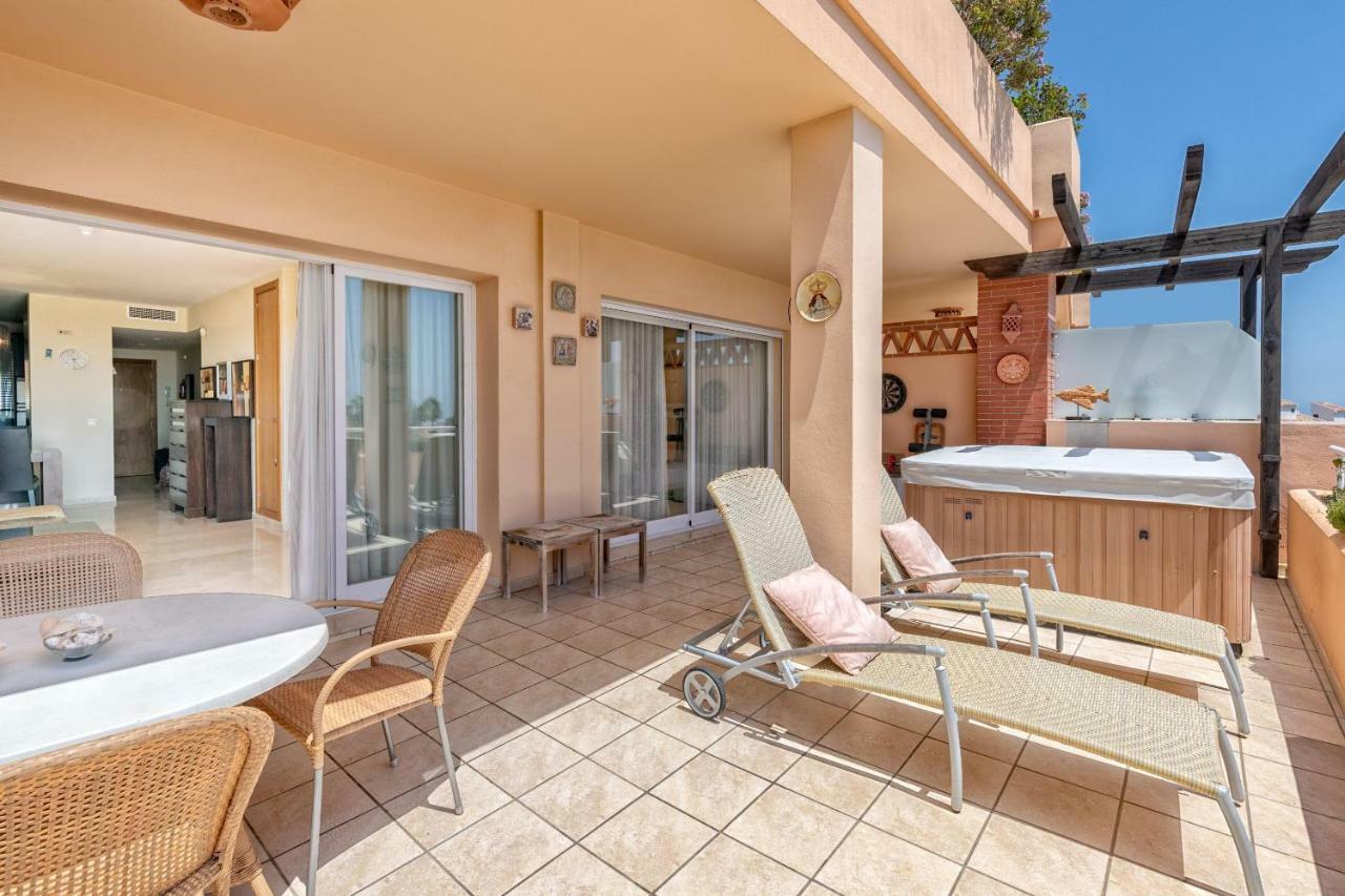 Stunning 2br Sea View 8 In Malibu Appartement *
